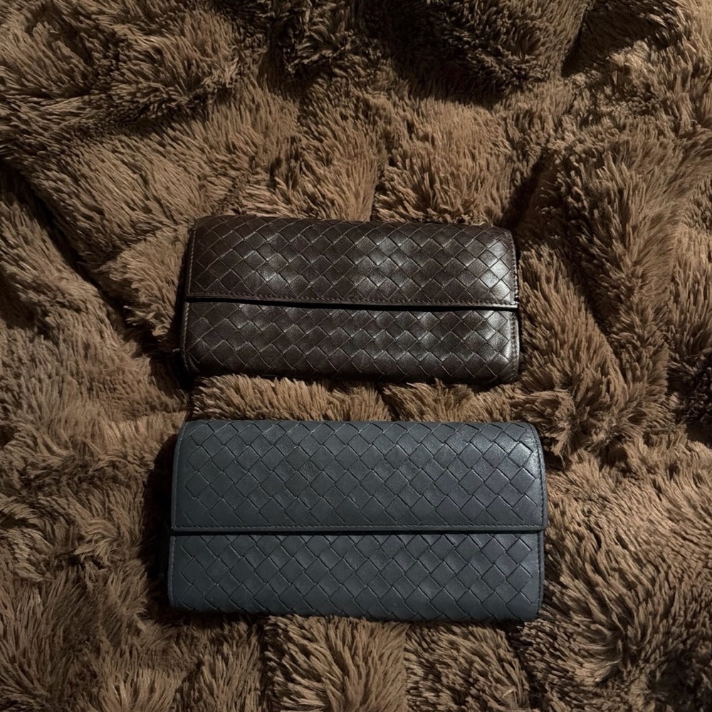 Bottega Veneta
Bottega Veneta Intrecciato Nappa
Continental Flap Wallet